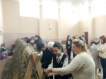 Работники культуры администрации района совместно с жителями всех наших населенных пунктов продолжают поддерживать земляков, организуя сбор помощи