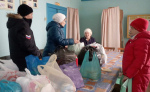 Работники культуры администрации района совместно с жителями всех наших населенных пунктов продолжают поддерживать земляков, организуя сбор помощи