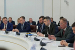 Губернатор Роман Бусаргин провел постоянно действующее совещание с участием зампредов и министров Правительства области, а также глав районов