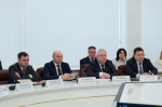 Губернатор Роман Бусаргин провел постоянно действующее совещание с участием зампредов и министров Правительства области, а также глав районов.