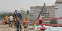 Губернатор Саратовской области Роман Бусаргин поздравил всех работников и ветеранов строительной отрасли с профессиональным праздником - Советский район