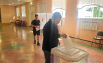 Во второй день дополнительных выборов депутатов Совета депутатов Мечетненского муниципального образования одними из первых на избирательных участках оказались молодые граждане