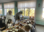 Управлекнием образования администрации района продолжается родительский контроль горячего питания школьников