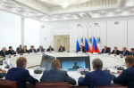 Губернатор Роман Бусаргин провел постоянно действующее совещание с зампредами и министрами Правительства области, а также главами районов