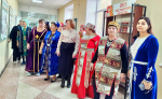 Сотрудники библиотечной системы администрации района подготовили увлекательную экскурсию для представителей национальных центров Советского СДК