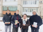 В рамках работы управления образования администрации района проведена акция "Весна, цветы и комплименты"