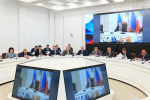 Губернатор Саратовской области Роман Бусаргин провел постоянно действующее совещание с зампредами правительства, министрами и руководителями ведомств, а также главами районов