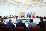 Губернатор Роман Бусаргин провел постоянно действующее совещание с заместителями председателя правительства, министрами, а также главами районов